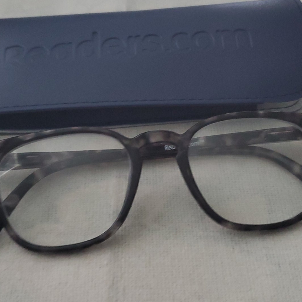 Reader.Com +3.00